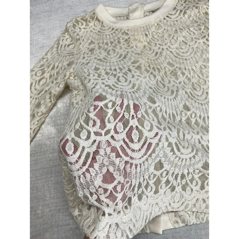 Banana Republic Shirt Womens Medium Ivory Lace Button Back Long Sleeve Sheer Top